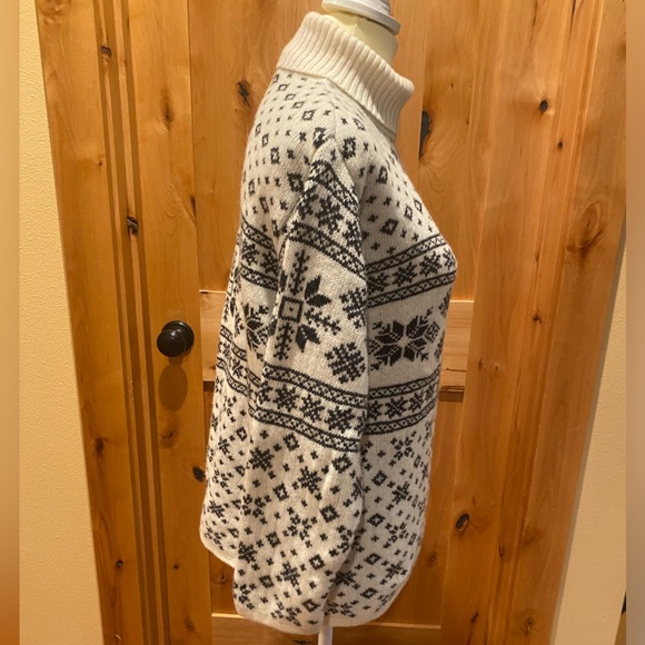 MORE & MORE K.H. By MOHR winter 80% WOOL snowflakes sweater. Size Junior - Picture 4 of 10